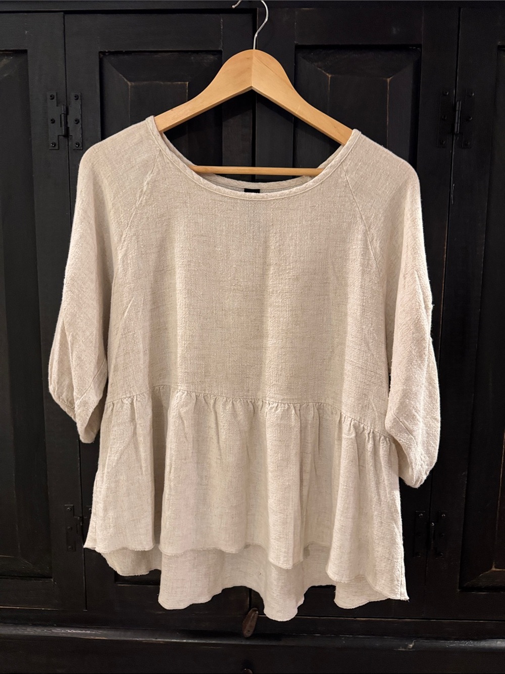 Agnes & Dora Light Cream Peplum Tunic Top